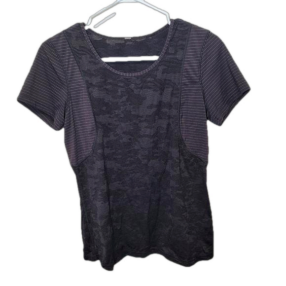 Lululemon Run for days short sleeve - Picture 2 of 6